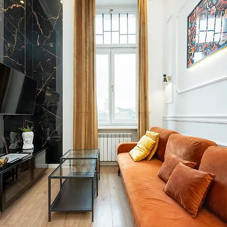Z Antresolą Przy Deptaku Apartament