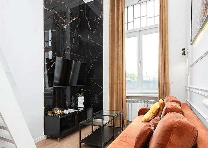 Glam With Mezzanine In The Center By Host Апартаменти *